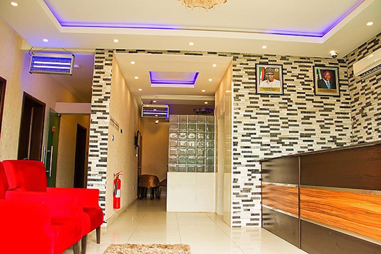 Lakeem Suites Agboyin Surulere Lagos Exteriér fotografie